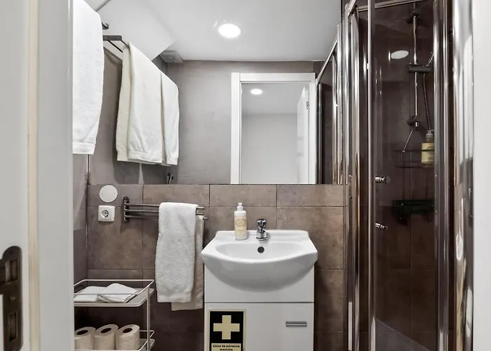 Minimalist In * Lissabon